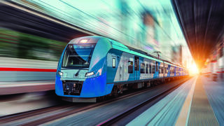 רכבת תת‑קרקעית. מוטלת בספק  המחשה: שאטרסטוקה