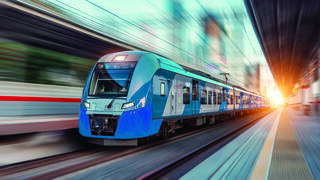 רכבת תת‑קרקעית. מוטלת בספק  המחשה: שאטרסטוקה