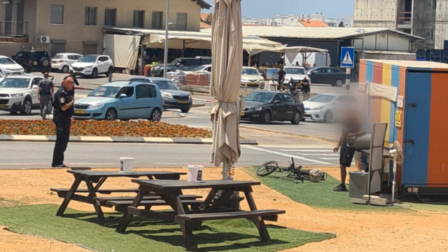 שוטר סמוך לעסק בגבעת אולגה