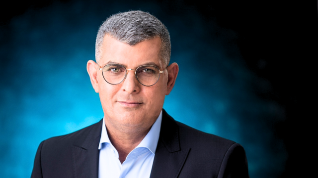 מתחזק. אלי כהן