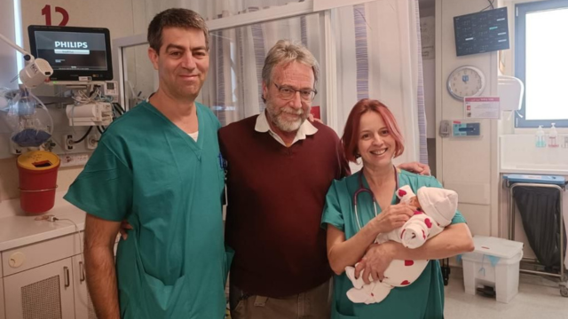 הצוות האחראי על אבחון המצב והצלת השחלות בהדסה והתינוקת