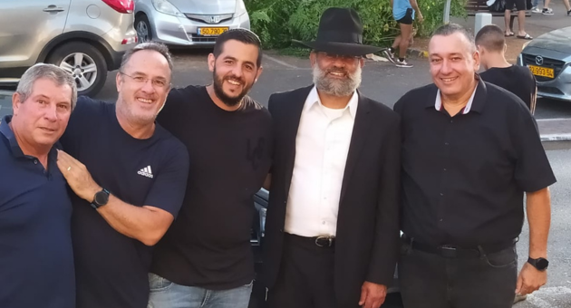 פתיחת מטה סיעת תושבים במרכז
