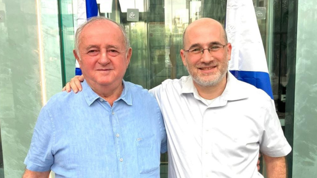 ירון עולמי וצבי וייס