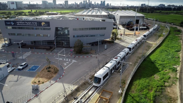 הרכבת הקלה פתח תקוה - תמונת פייסבוק