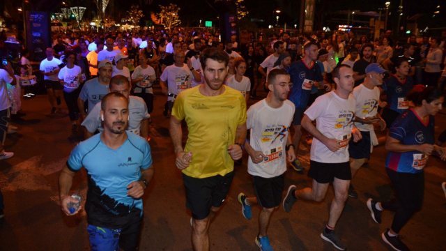 "הפך למסורת ספורטיבית". מירוץ הלילה