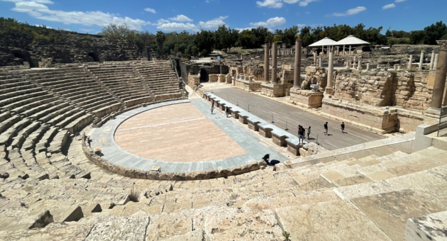 במת התיאטרון הרומי והרחבה המשודרגת