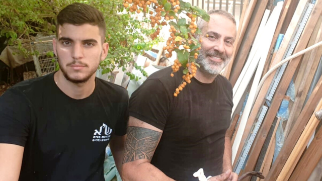 שלומי (מימין) ובן דוד