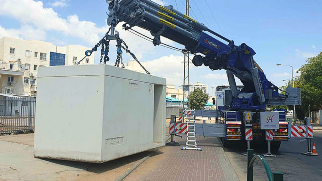 צריכים הרבה כאלו. התקנת מיגונית בדרום