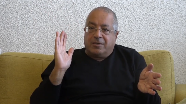 כוחלני. "ערים בלילה"