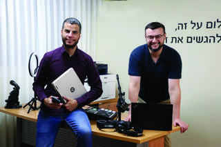 רון עדני ואלי קליימן. עם מקלדת וקשרים בינלאומיים