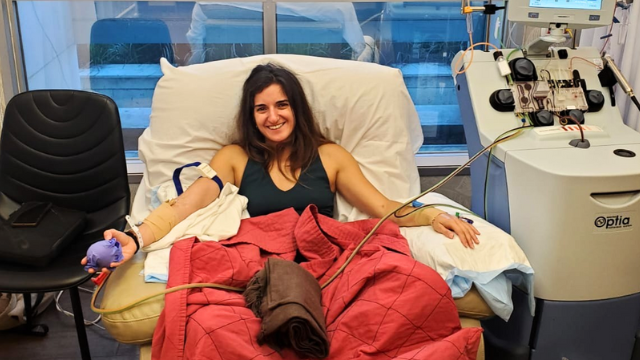 לי שחף בזמן תהליך תרומת מח העצם ברמב"ם