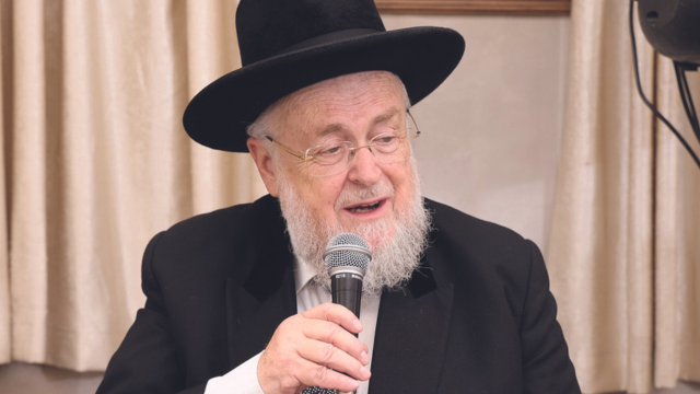 הרב שלזינגר