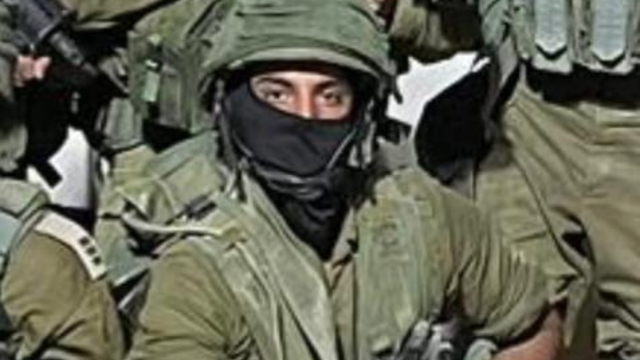 סער במדי צבא
