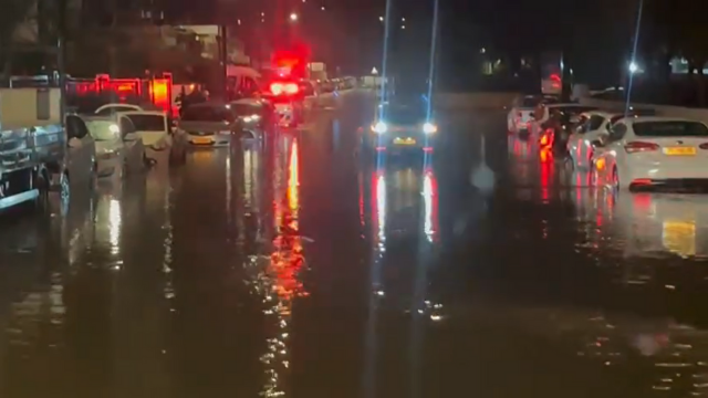 הצפה באחד הרחובות בנתניה בשבוע שעבר
