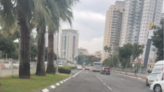 הכביש בשכונת אם המושבות