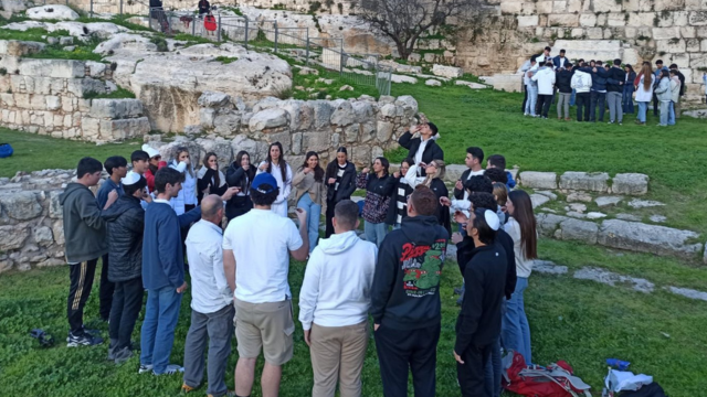 מתחברים למדינה