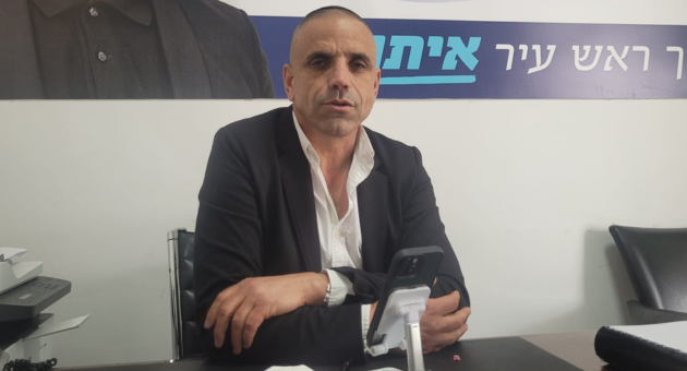 איתן טייב במטה שלו