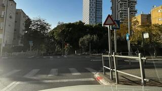 התמרור ההפוך בבת ים