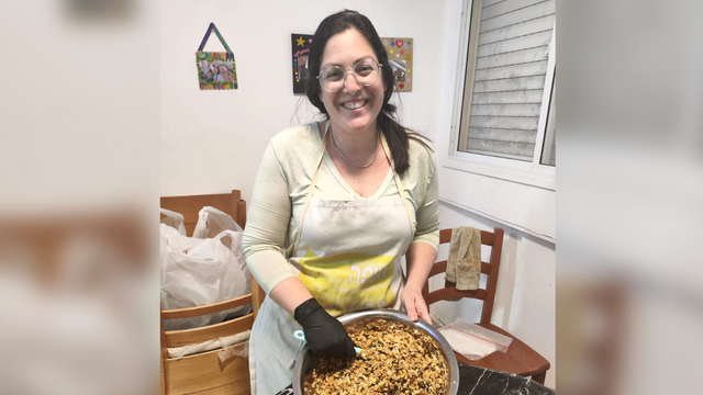 "החזרה לאפייה ולבישול פשוט הצילו אותי". עדי יצחק