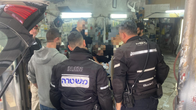 מבצע אכיפה בהרצליה