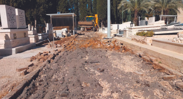 העבודות בבית העלמין בעפולה