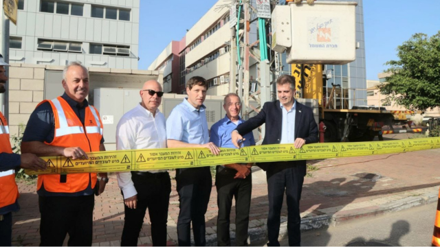 ביקור השר אלי כהן בפתח תקוה