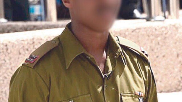 קצין בן העדה האתיופית, למצולם אין קשר לכתבה