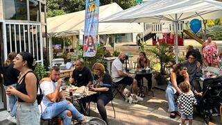 הילדים בהסתגלות, ההורים מקבלים הטבה מיוחדת בבתי קפה 