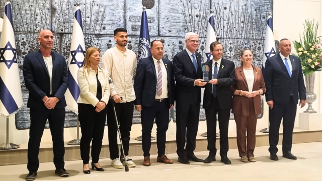 הענקת אות הנשיא למכבי חיפה