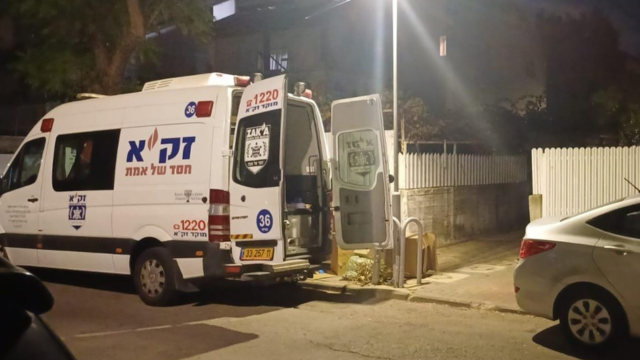 זירת מציאת הקשיש בביתו בכפר סבא