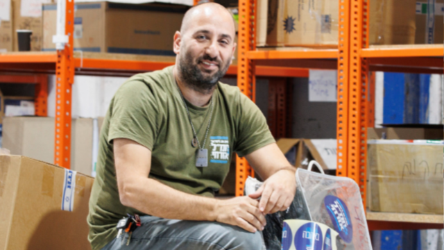 "אני חולם ואז מבצע". אייל מאירוביץ