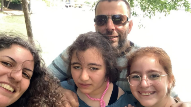 אירנה לוין בן הזוג אלכס והבנות