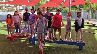 תלמידי בית ספר "בן גוריון" ברחובות בפעילות