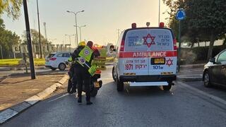 זירת התאונה ברחוב מנחם בגין