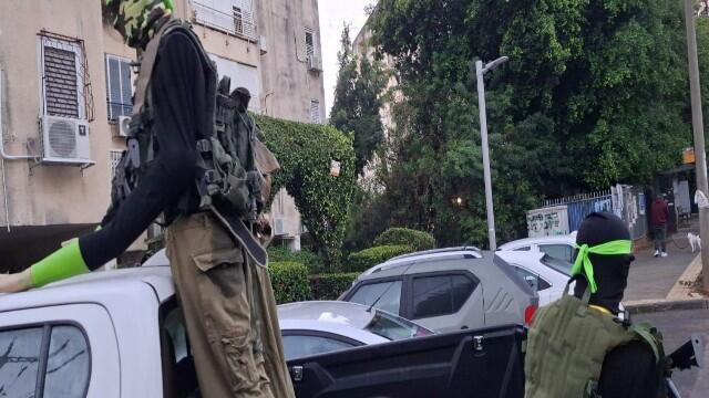 מיצג המחבלים בטנדר בכפר סבא