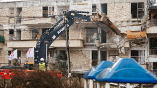 הריסת הבניין