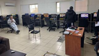 פשיטה על מתחם הימורים בבת ים