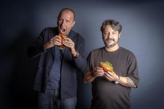 גלעד אלמוג וניר אדרי. מי מה מו