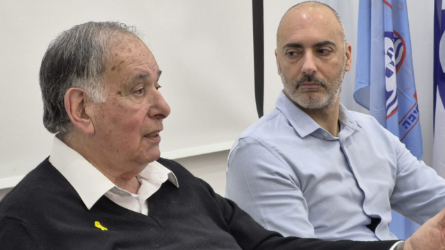מסיים את תפקידו. אלירן טל ויונה יהב