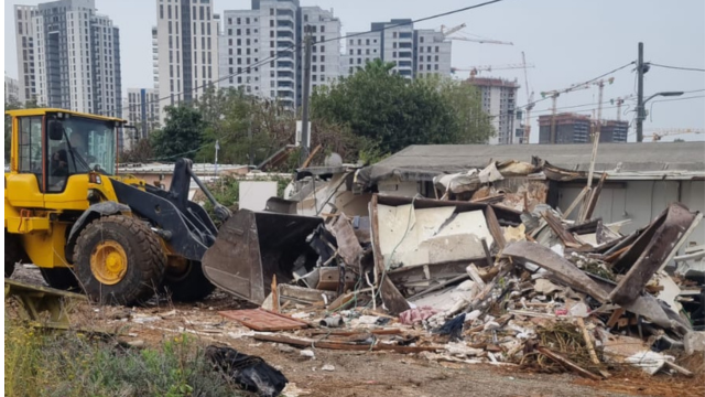 פינוי שכונת הקראוונים בבת ים התחיל 