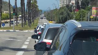 עומס תנועה בדרך לחוף ראשון לציון