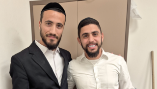 יעקב מזרחי (מימין) ויגיל אוחנה