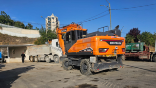 הטרקטור שפגע בתשתית הרכבת הקלה בירושלים