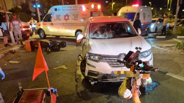רוכב אופנוע בן 18 נפגע קשה ברחוב ביאליק בקריית אתא
