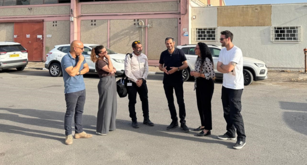 ראש העיר נועם ג'ומעה, מ"מ ראש העיר אושרת בראל יחד עם מנכ"ל ESC BAZ אסף מחלב והנהלת החברה בסיור באזה"ת הצפוני בבית שאן השבוע