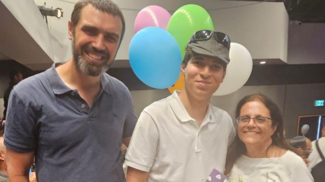 אלכסנדר שוב מרעננה. פעיל מצטיין