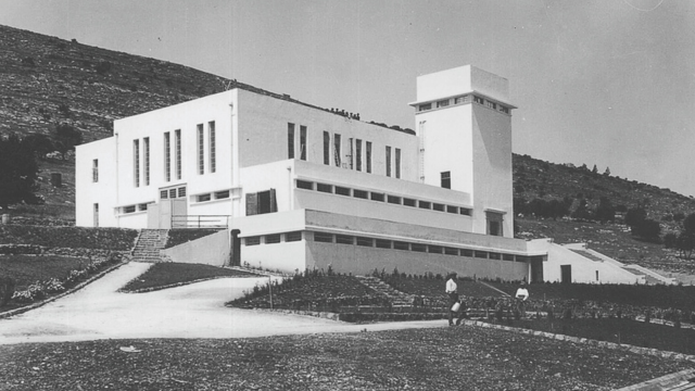 תחנת החשמל בחיפה ב-1925 ביום פתיחתה