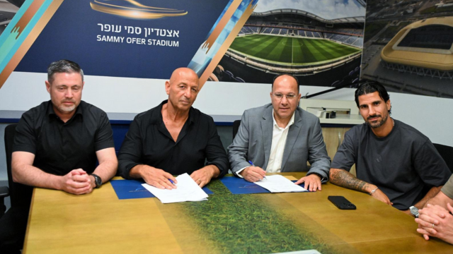 חתימת הסכם מכבי חיפה סמי עופר