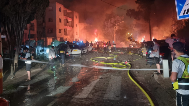 שתי זירות של פגיעה במבנים במחוז חוף