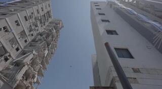זירת פגיעת הטיל האיראני בבת ים. 